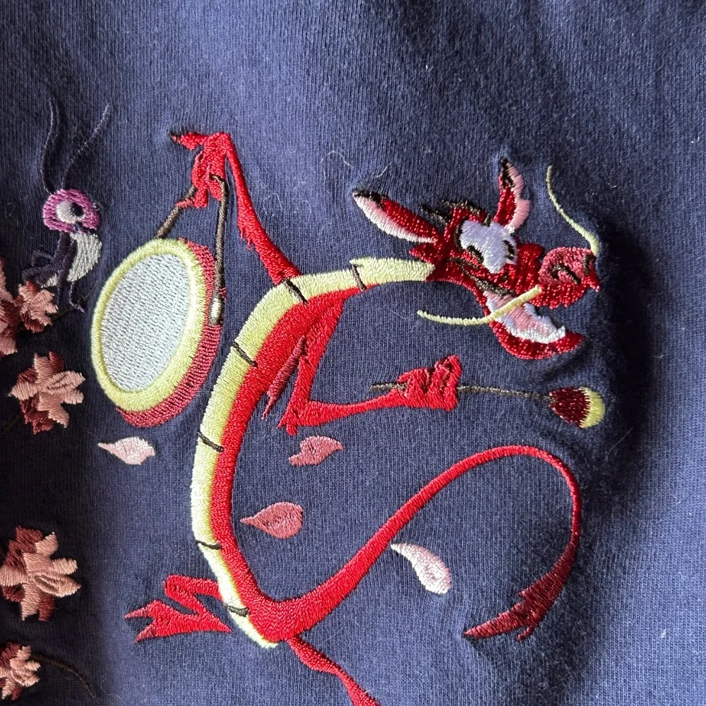 Box Lunch Disney Mushu Mulan Floral Women T-Shirt Large - Picture 6 of 10